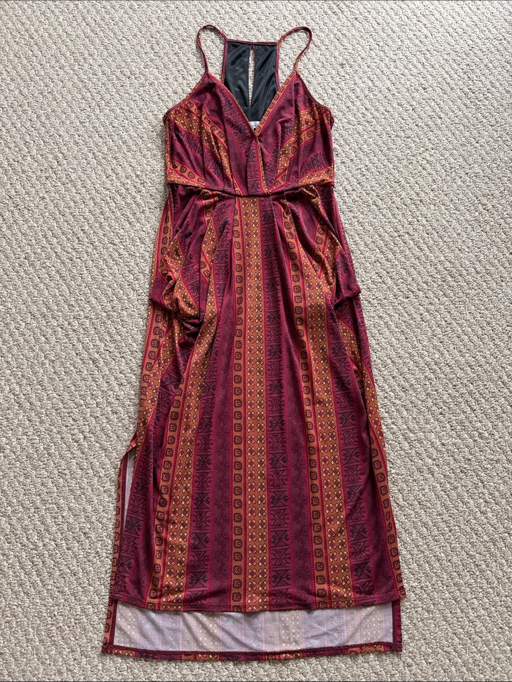 Sleeveless Burgundy Patterned Maxi Dress with V-Neck